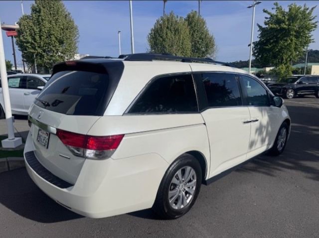 Used 2017 Honda Odyssey SE image 6
