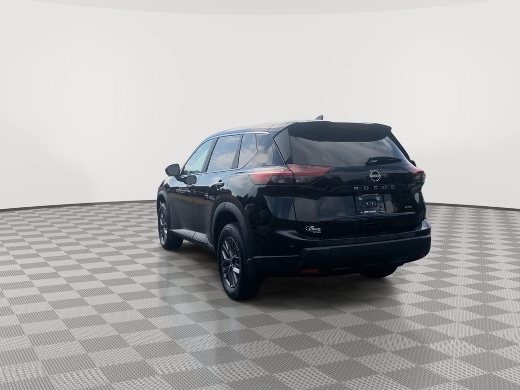 Certified 2026 Nissan Rogue S AWD/4WD image 8