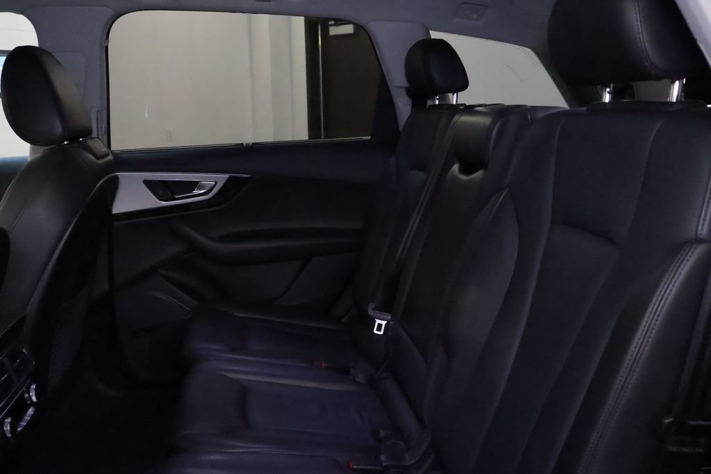 Used 2019 Audi Q7 2.0T Premium Plus w/ Premium Plus Package AWD/4WD image 17