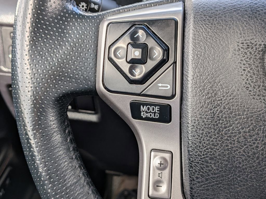 Used 2015 Toyota 4Runner Limited image 26