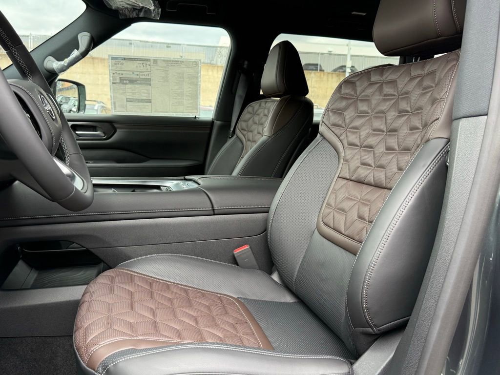 New 2026 Nissan Armada Platinum Reserve w/ Accent Package image 15