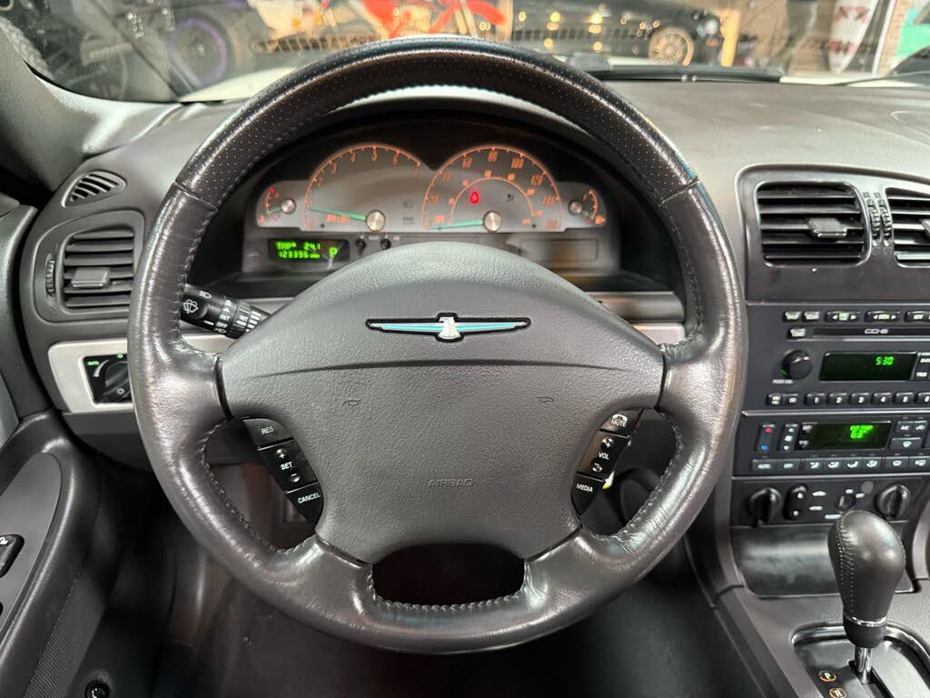 Used 2002 Ford Thunderbird RWD image 17