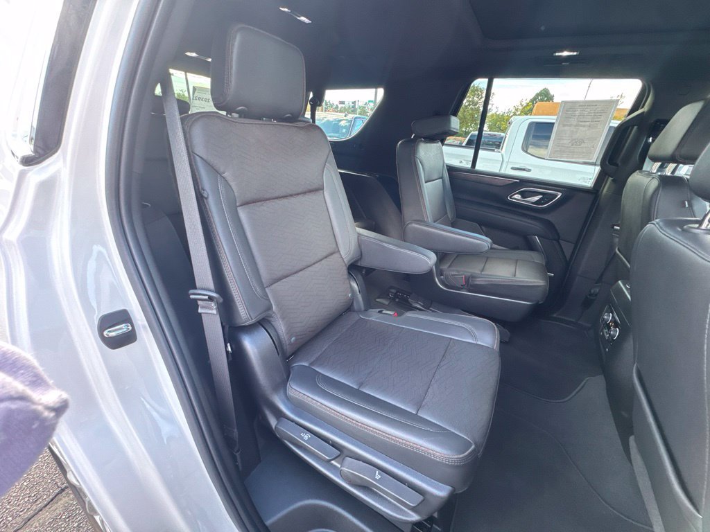 Used 2022 Chevrolet Tahoe High Country w/ Premium Package AWD/4WD image 21