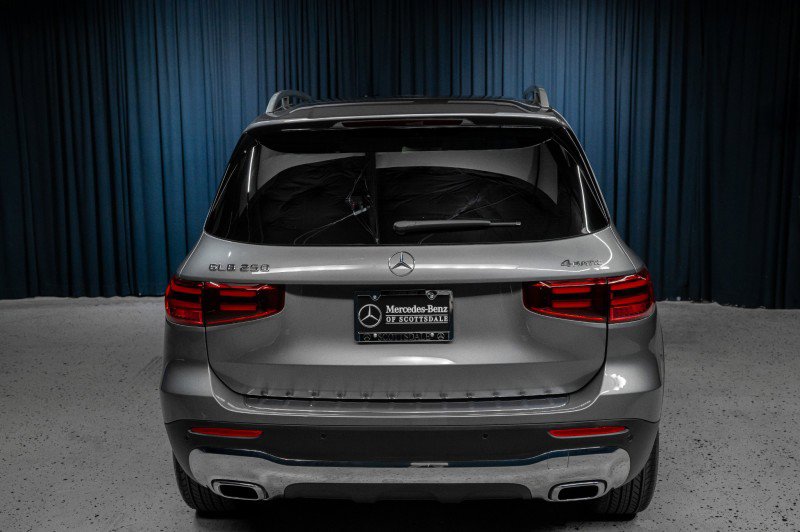New 2026 Mercedes-Benz GLB 250 4MATIC image 8