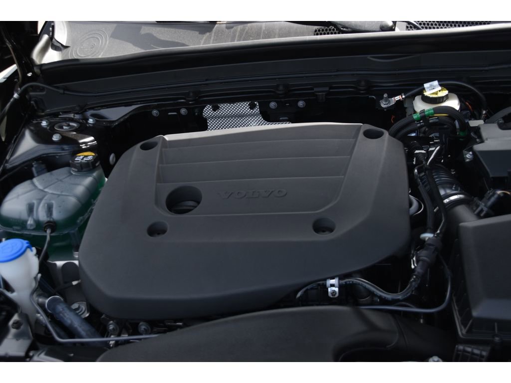 New 2026 Volvo XC40 B5 Core w/ Protection Package Premier AWD/4WD image 23