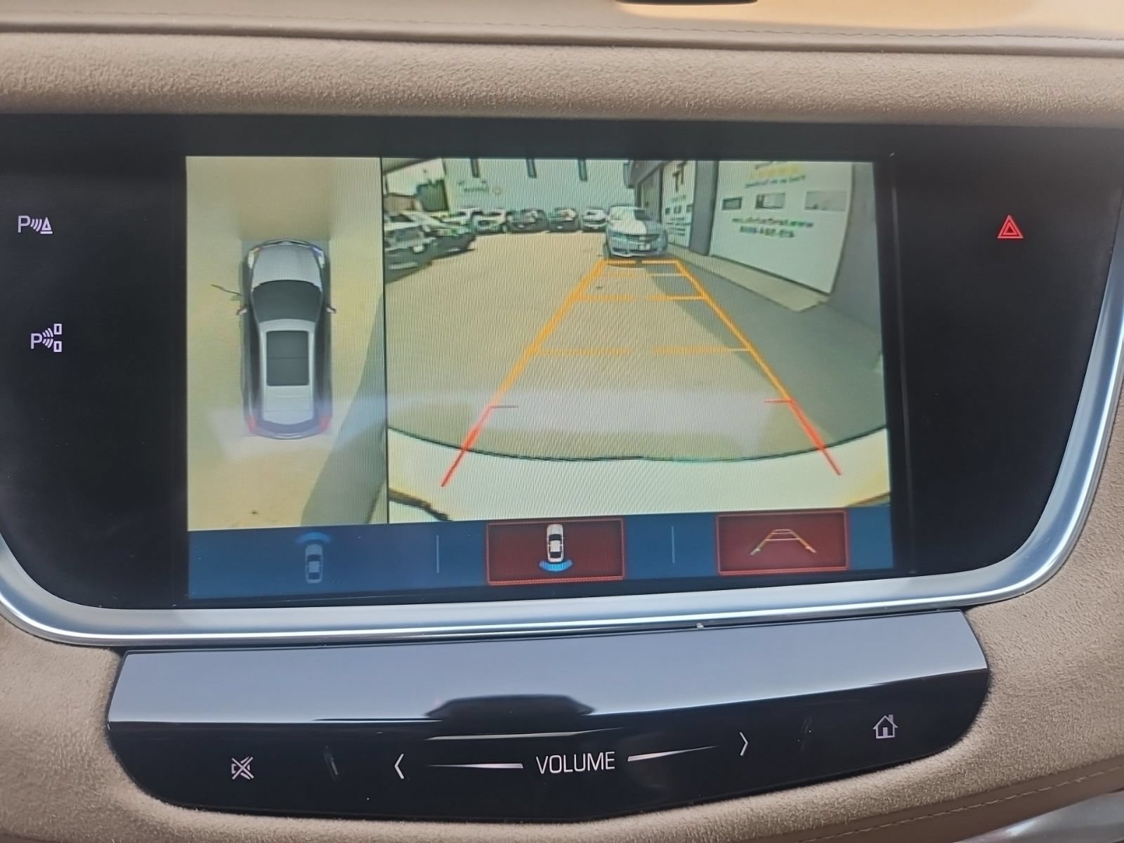 Used 2018 Cadillac XT5 Platinum w/ Driver Assist Package AWD/4WD image 35