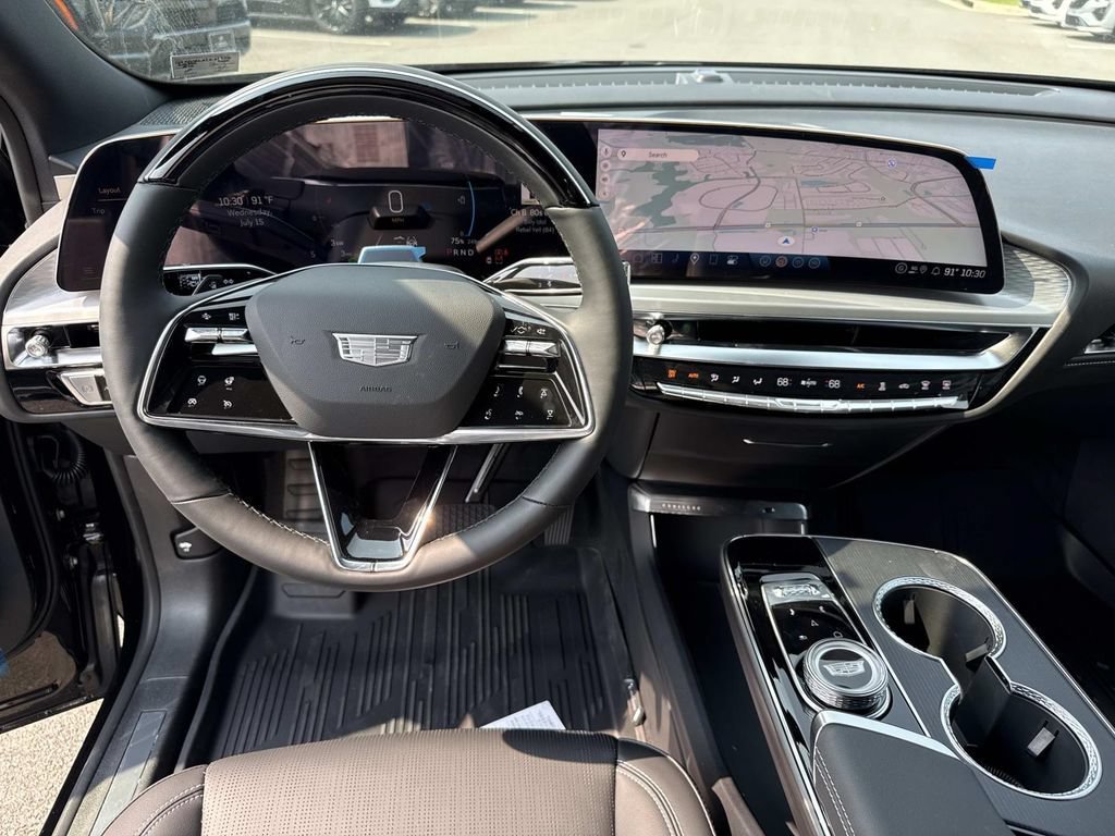 New 2026 Cadillac Lyriq Sport w/ LPO, Floor Liner Package AWD/4WD image 10