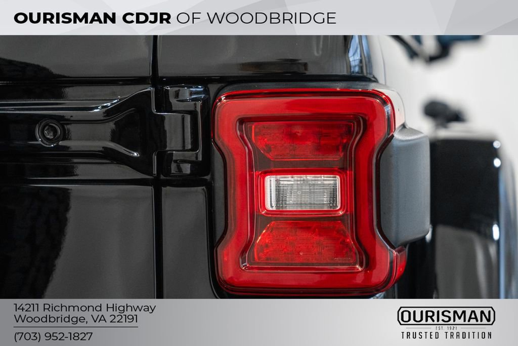 Used 2022 Jeep Wrangler Unlimited Rubicon 4xe w/ Cold Weather Group image 7