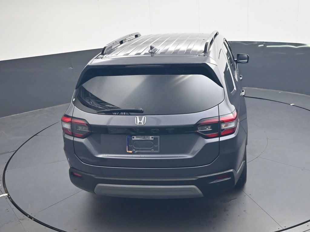Certified 2025 Honda Pilot EX-L image 37