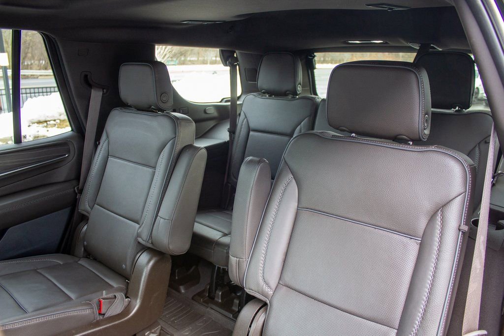 Used 2023 GMC Yukon Denali w/ LPO, Floor Liner Package image 22