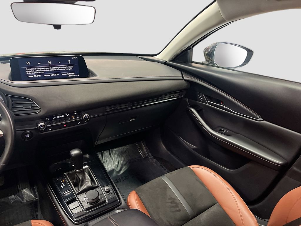 Used 2024 MAZDA CX-30 Carbon image 24