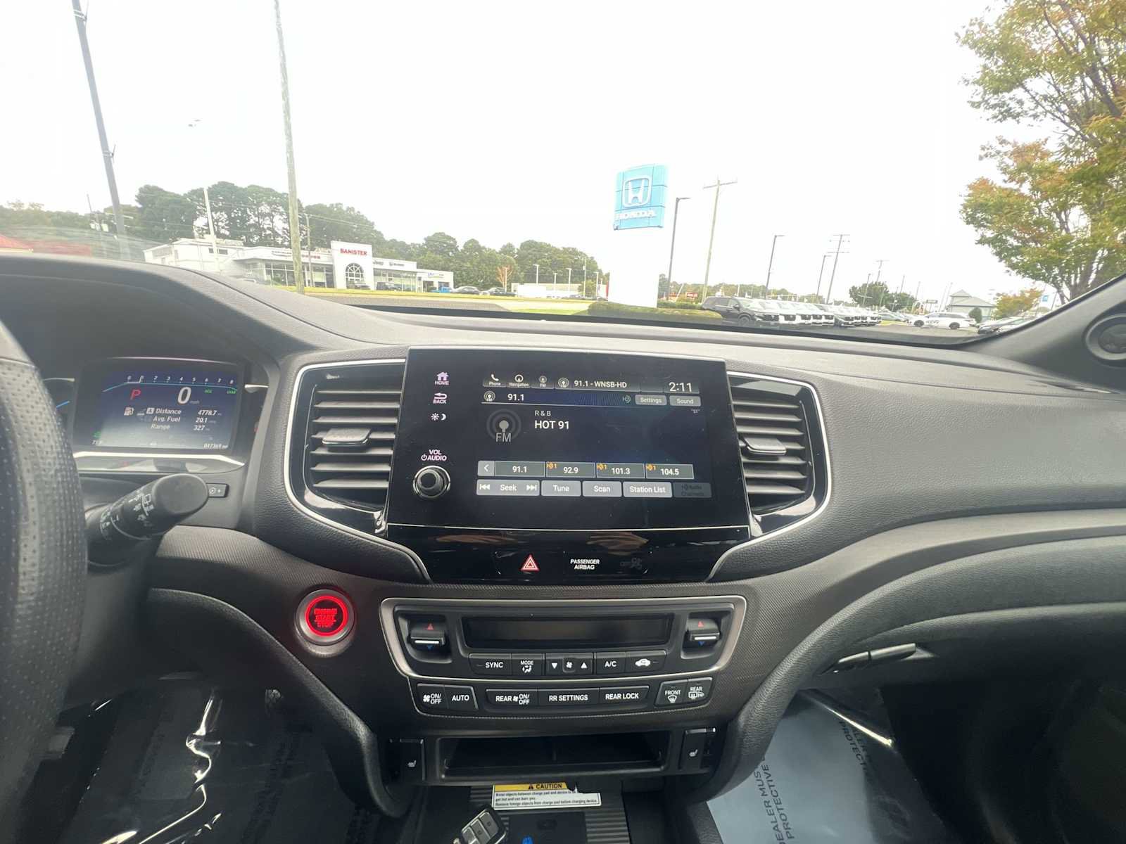 Certified 2022 Honda Pilot TrailSport image 12
