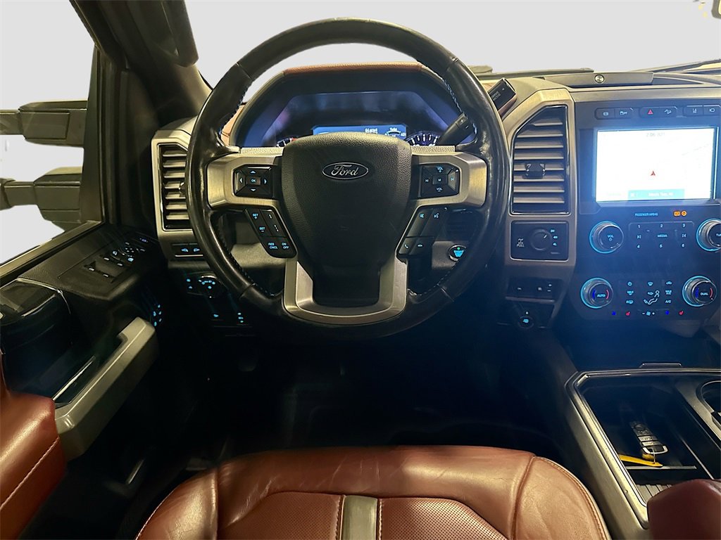 Used 2020 Ford F350 Platinum w/ FX4 Off-Road Package image 28
