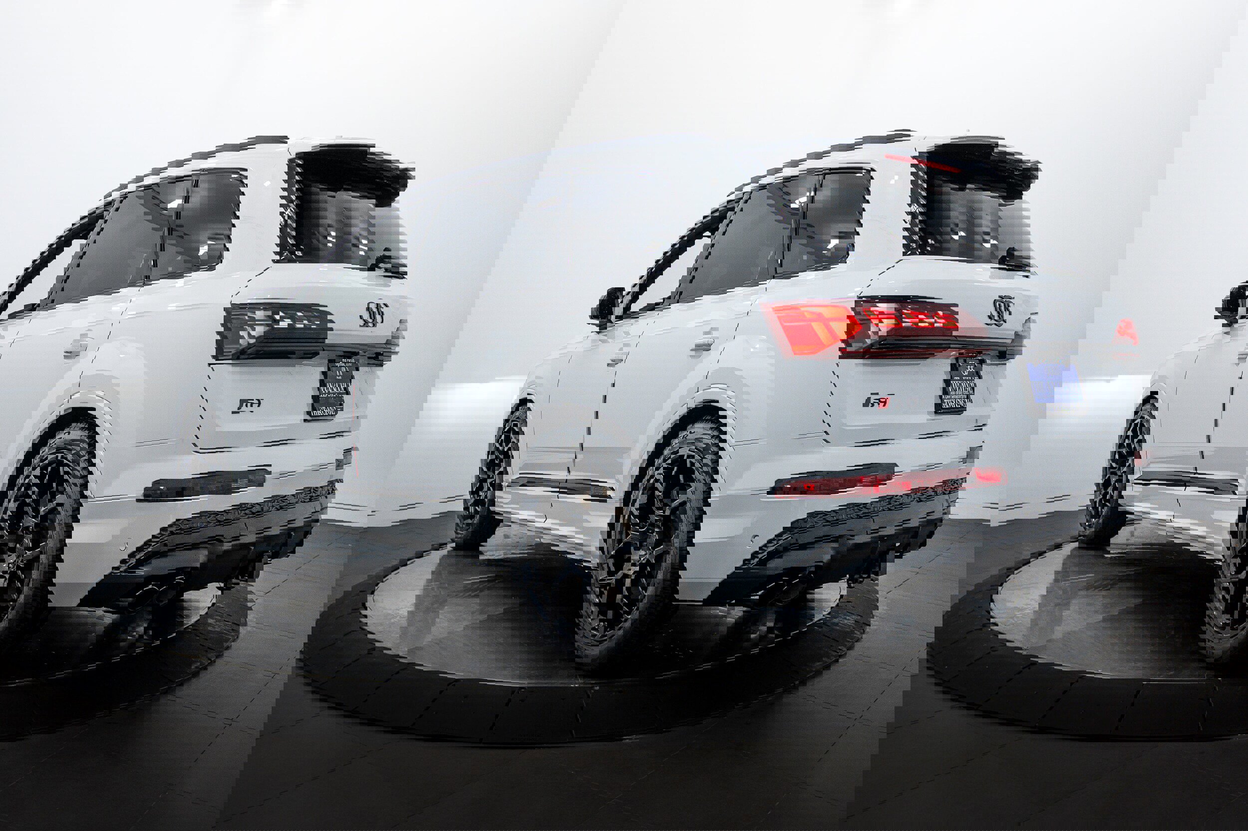 New 2026 Audi SQ7 Prestige image 5