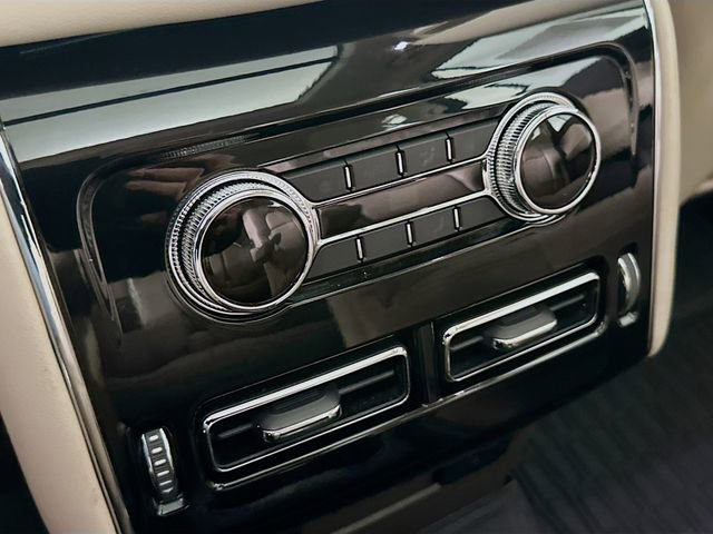 Used 2022 Lincoln Aviator AWD w/ Premium Package image 27