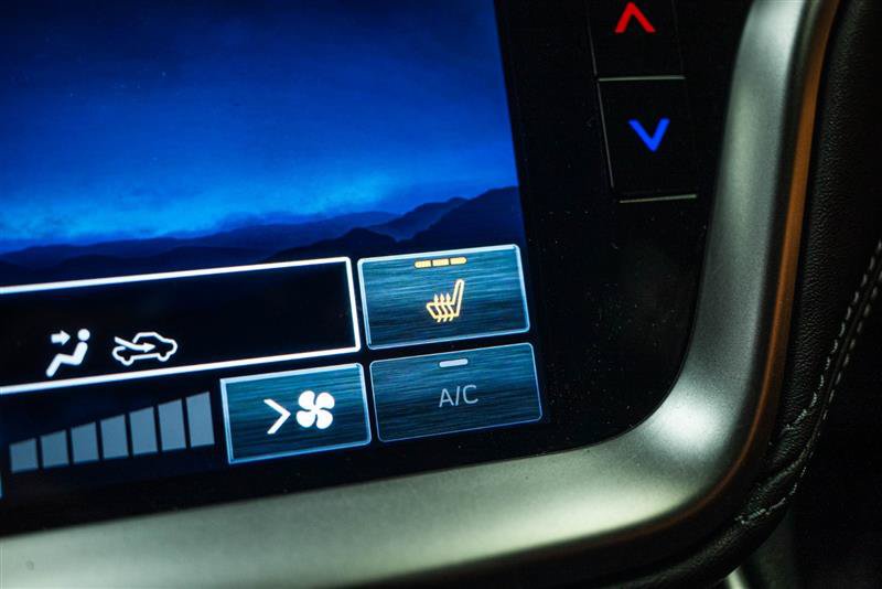 Used 2023 Subaru Outback Premium AWD/4WD image 23
