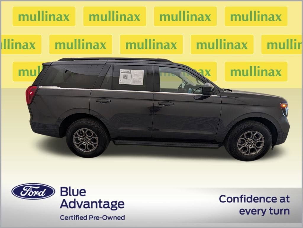 Certified 2025 Ford Expedition Active RWD image 2