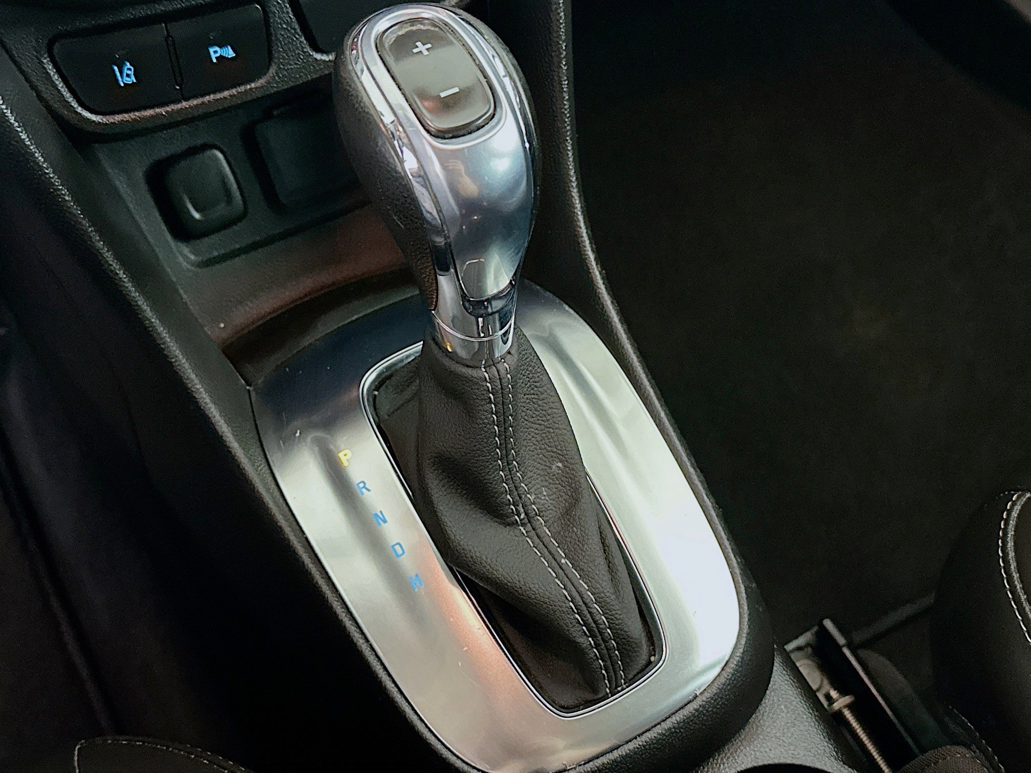 Used 2015 Buick Encore Premium image 24