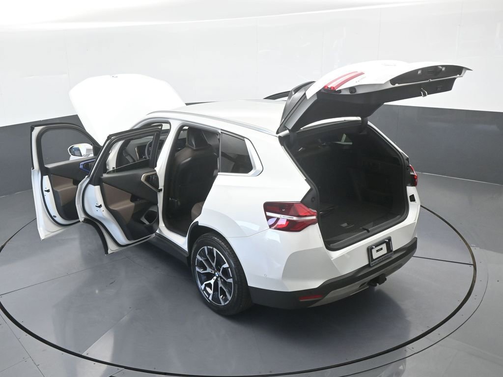 Used 2025 BMW X3 xDrive30i w/ M Sport Package AWD/4WD image 71