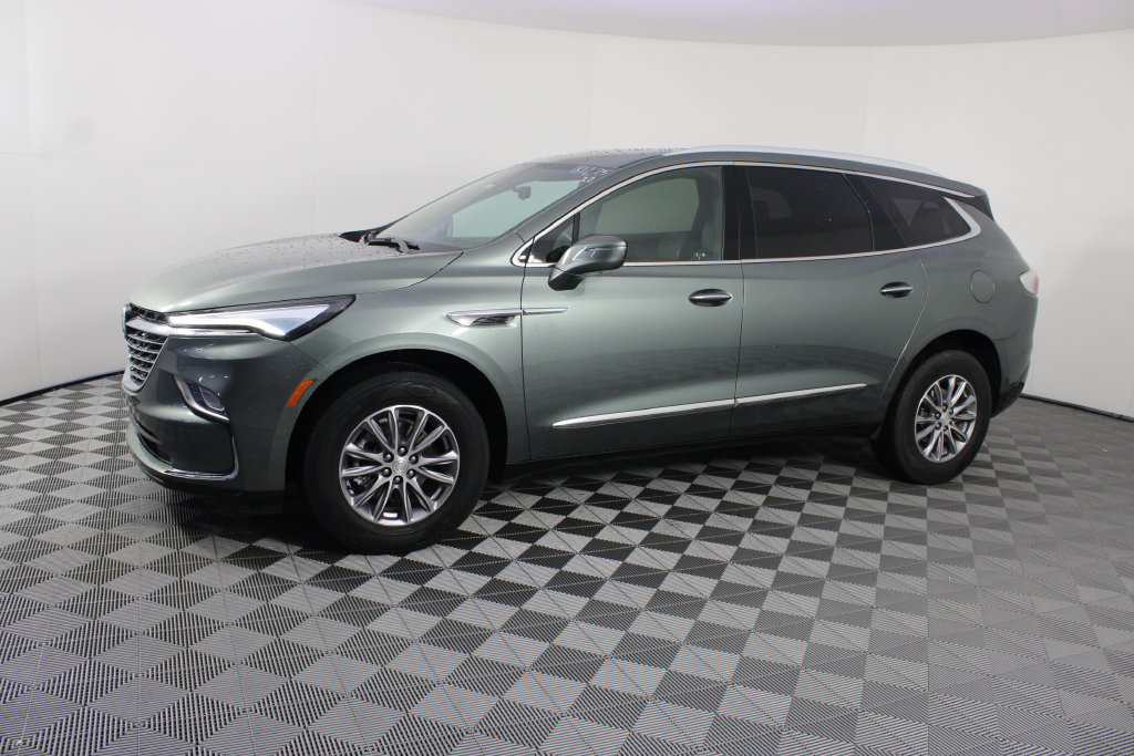 Used 2022 Buick Enclave Premium FWD image 3