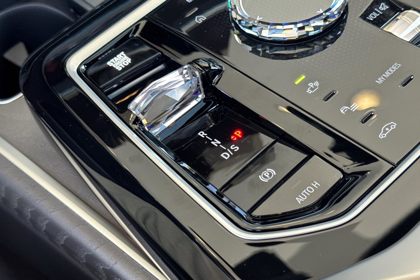 New 2025 BMW 760i xDrive image 18