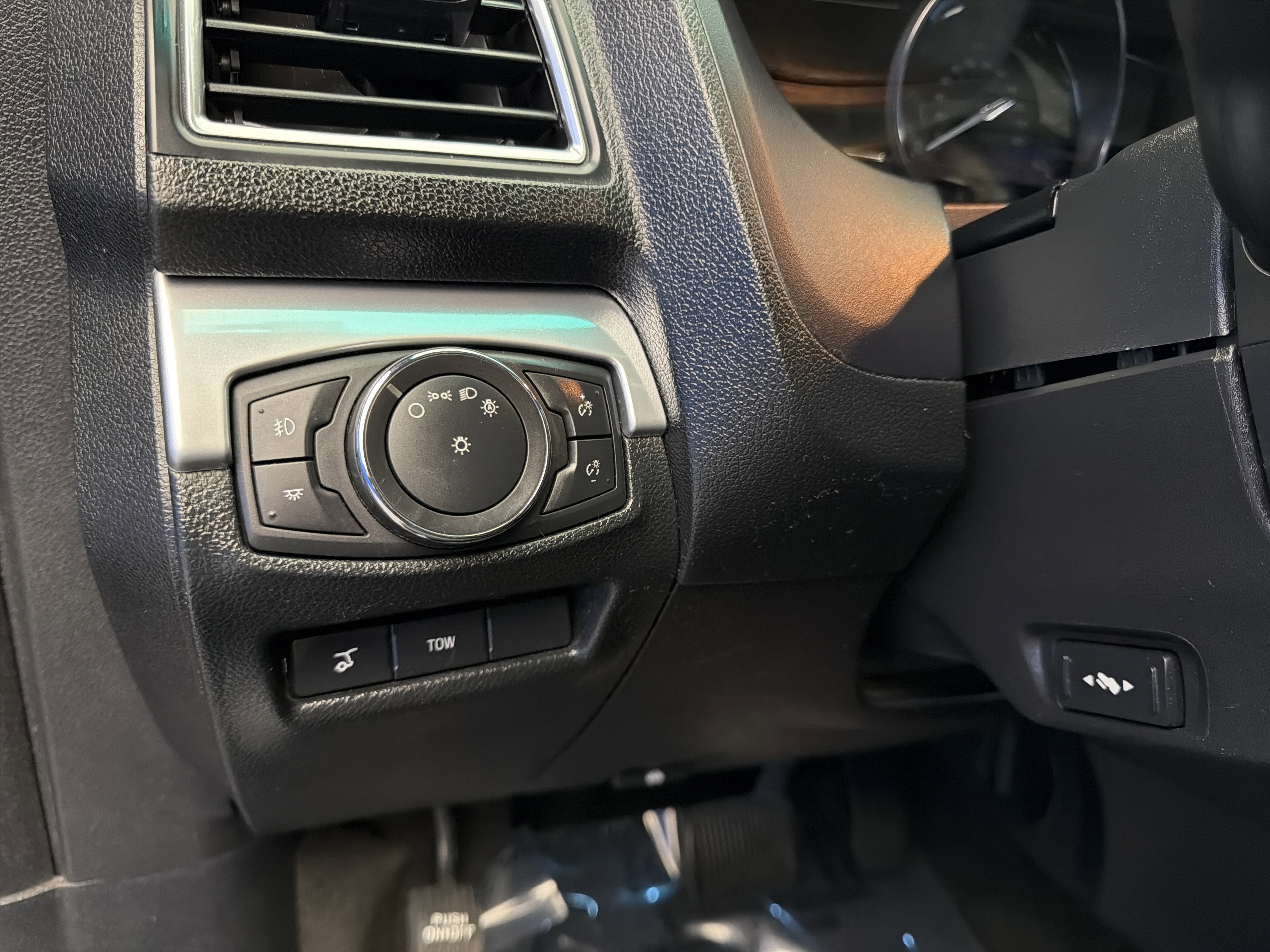 Used 2016 Ford Explorer Sport w/ Equipment Group 401A image 15