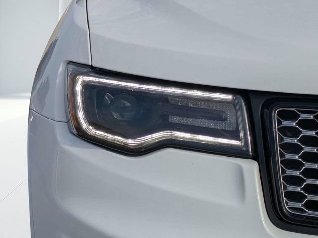 Used 2022 Jeep Grand Cherokee Laredo X RWD image 9