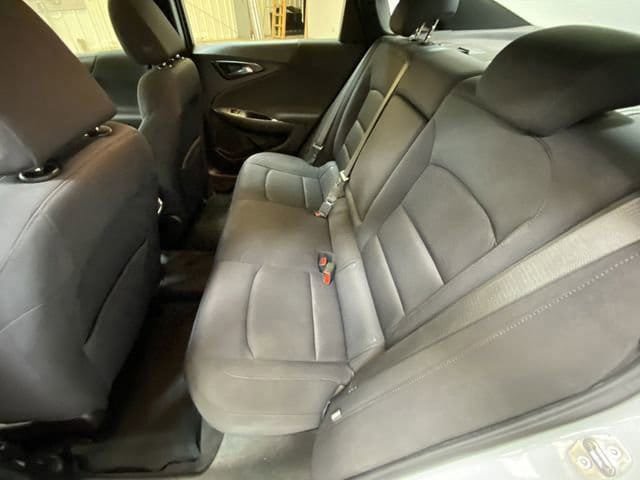 Used 2022 Chevrolet Malibu LT FWD image 24