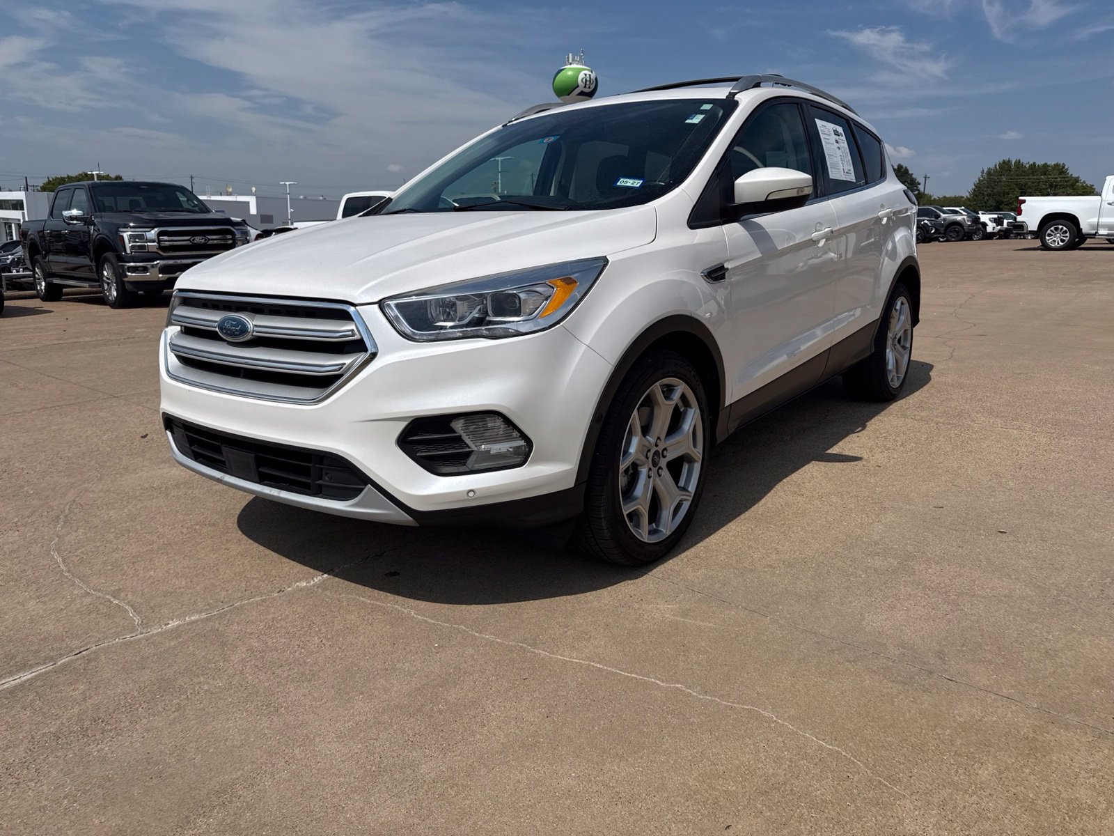 Used 2018 Ford Escape Titanium w/ Ford Safe & Smart Package FWD image 3