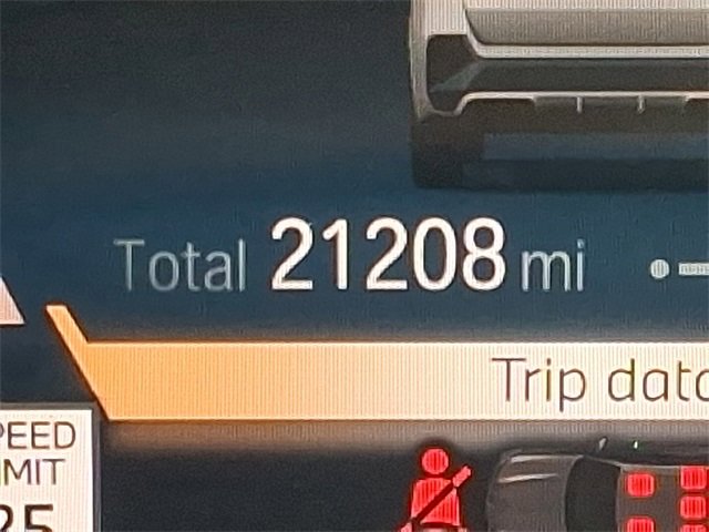 Used 2023 BMW X1 xDrive28i w/ Premium Package image 21