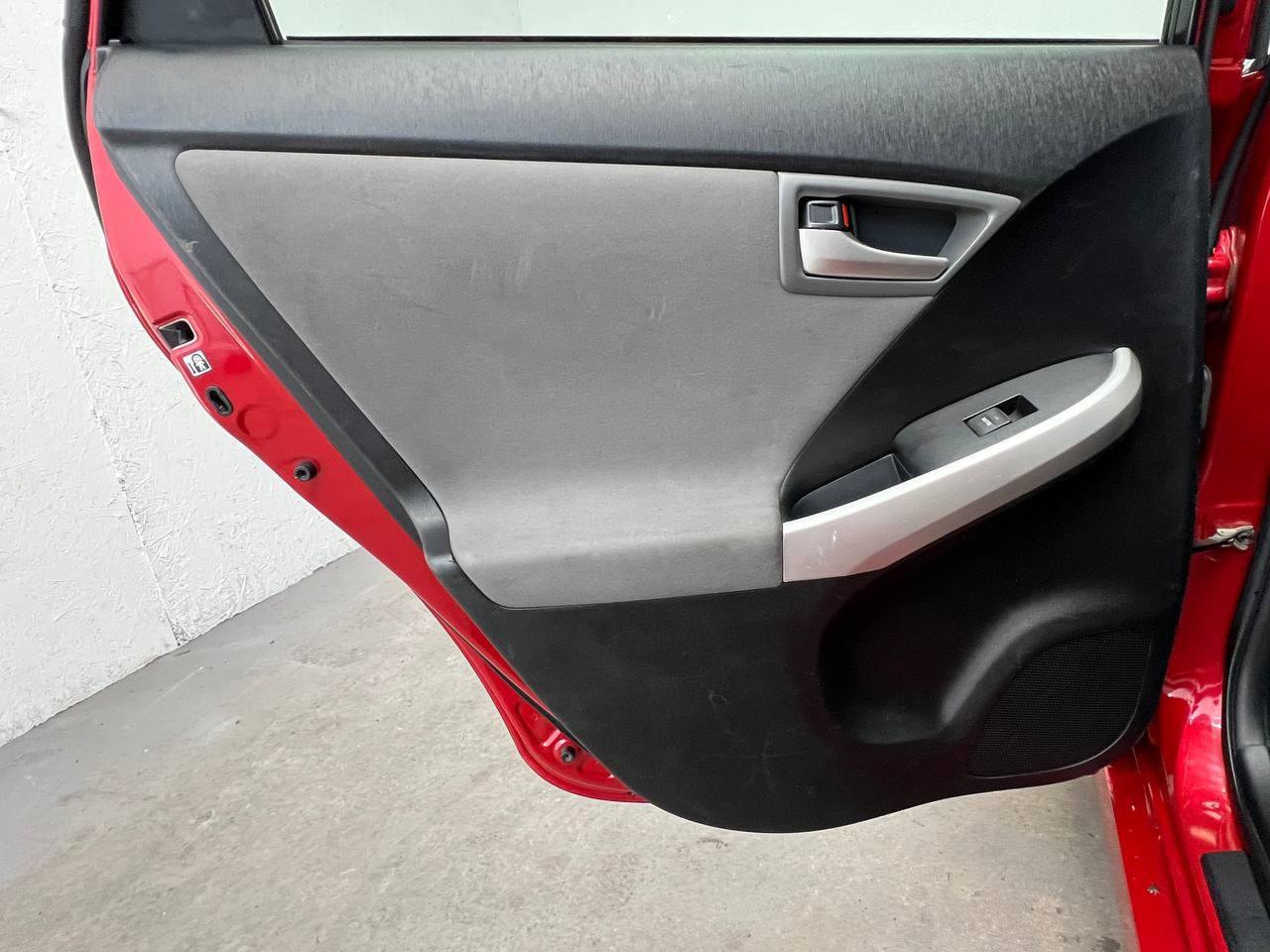 Used 2012 Toyota Prius Three FWD image 9