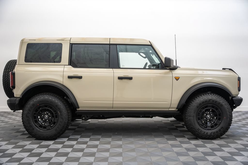 New 2026 Ford Bronco Badlands AWD/4WD image 4