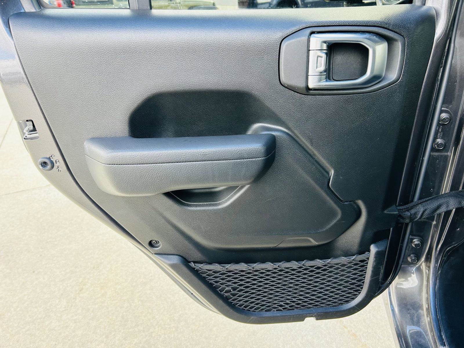 Used 2022 Jeep Wrangler Unlimited Sport image 21