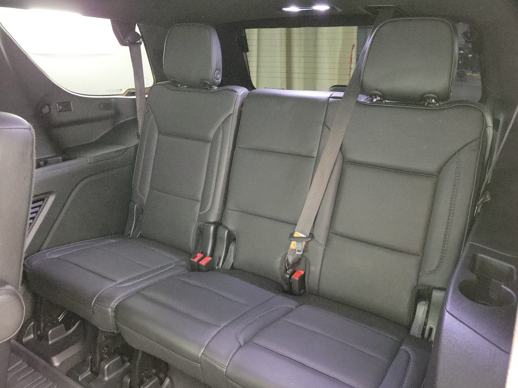 Used 2023 GMC Yukon Denali w/ Denali Reserve Package AWD/4WD image 12