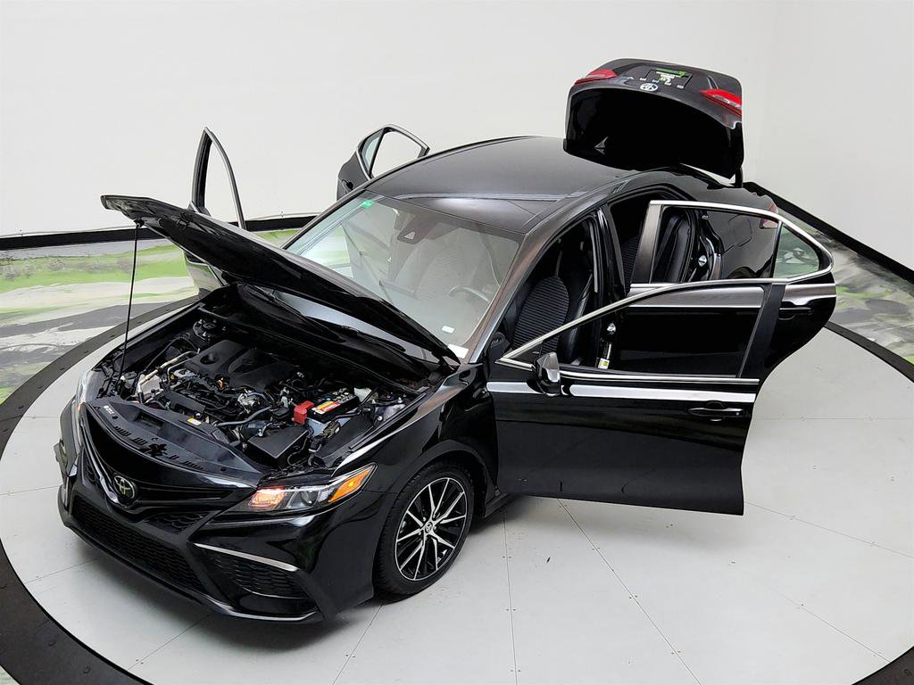 Used 2023 Toyota Camry SE image 27