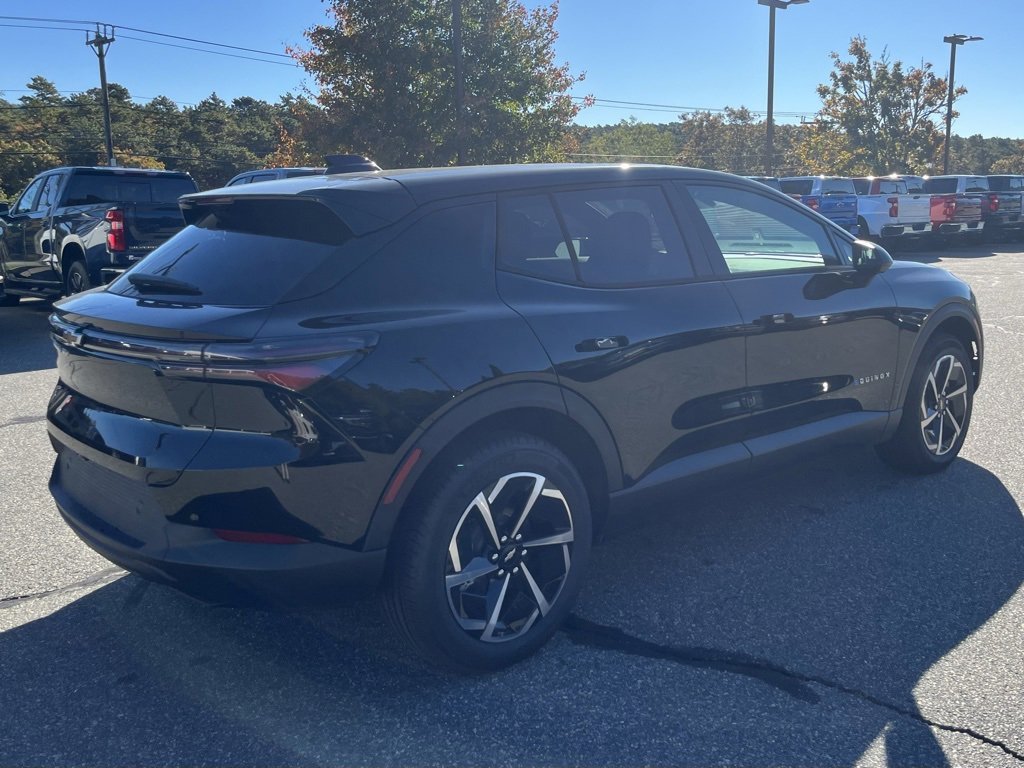 New 2026 Chevrolet Equinox EV LT w/ Comfort Package image 6