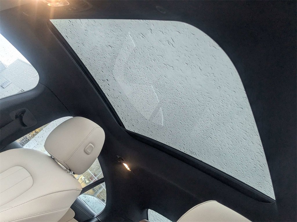 Used 2025 Mercedes-Benz CLA 250 4MATIC image 21