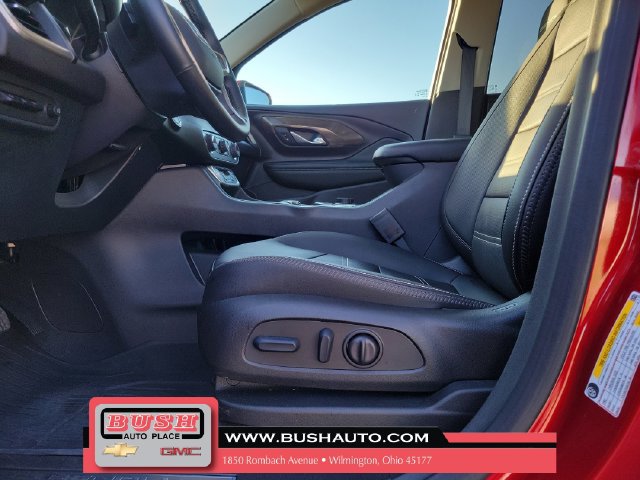 Used 2024 GMC Terrain Denali w/ Denali Premium Package AWD/4WD image 16