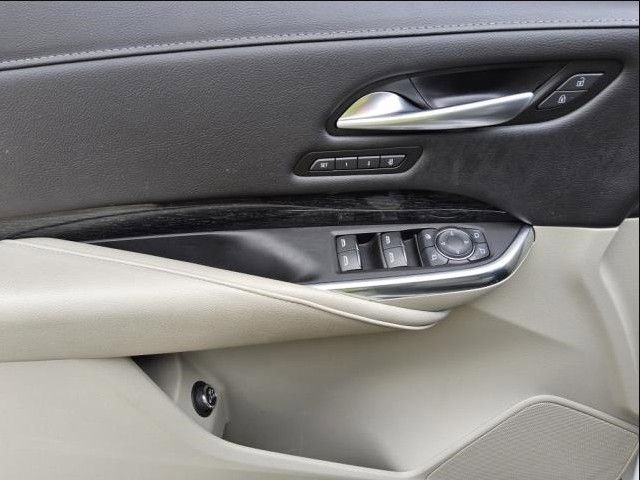 Used 2023 Cadillac XT4 Premium Luxury FWD image 6