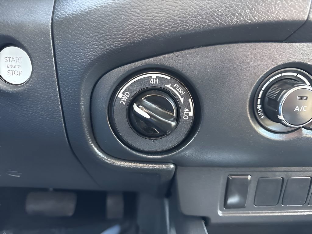 Used 2022 Nissan Frontier SV AWD/4WD image 20