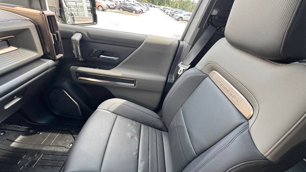 Used 2024 GMC Hummer EV 3X AWD/4WD image 29