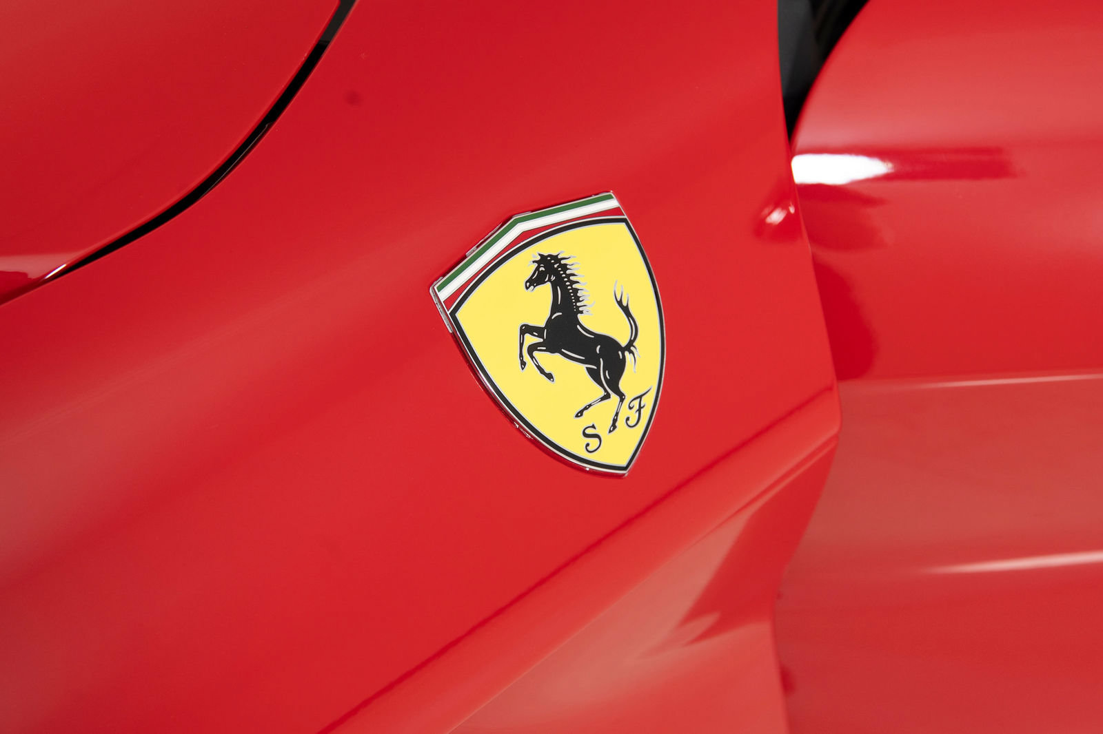 Certified 2015 Ferrari F12 Berlinetta RWD image 24