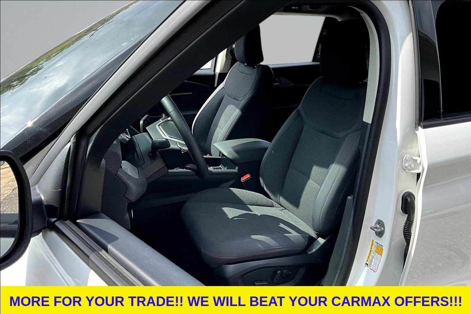 Used 2026 Ford Explorer Active RWD image 19