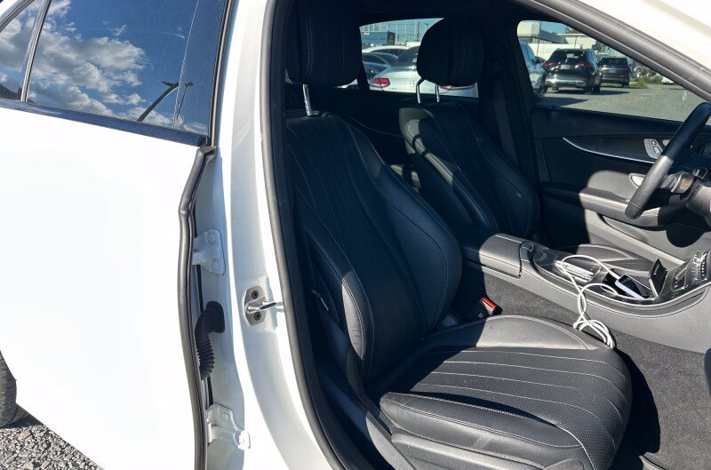 Used 2023 Mercedes-Benz E 350 4MATIC Sedan image 22