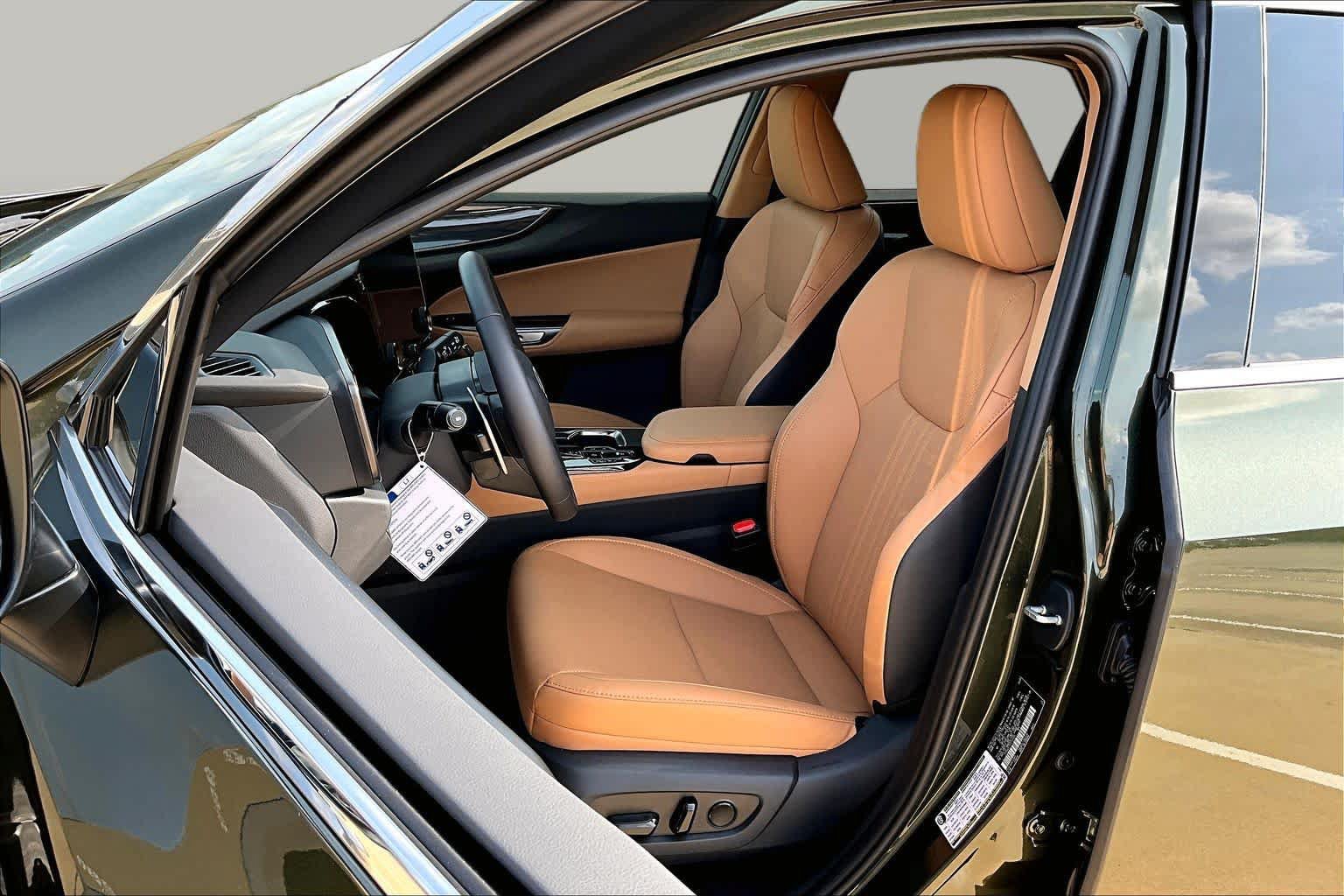 Used 2026 Lexus NX 350 AWD w/ Accessory Package (2T) image 8