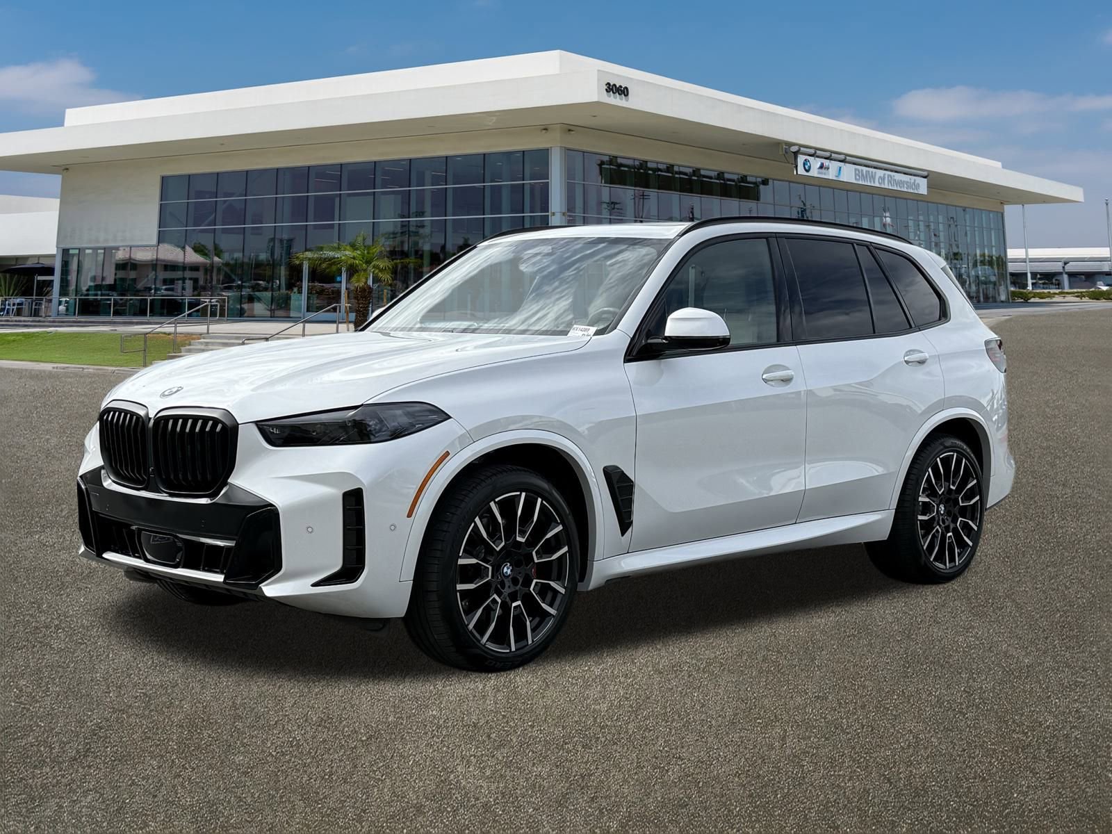 Used 2024 BMW X5 xDrive40i w/ Executive Package image 5