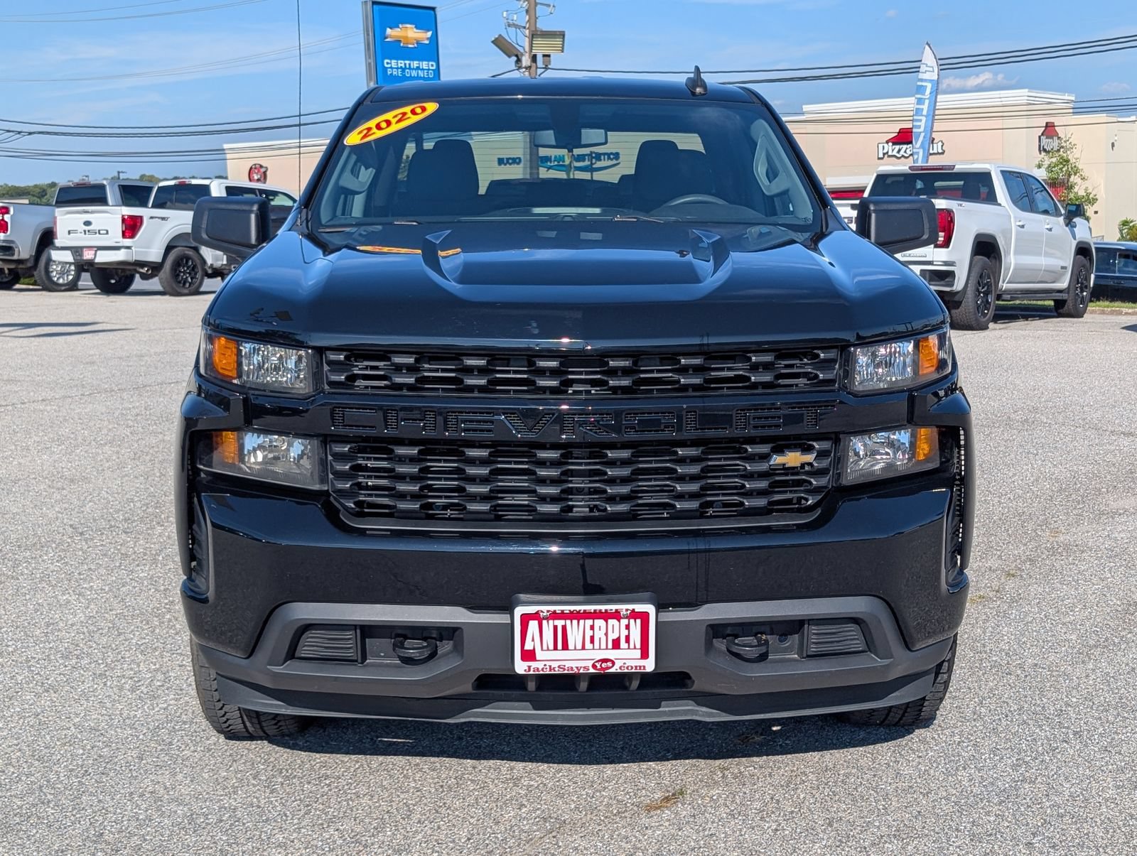 Used 2020 Chevrolet Silverado 1500 Custom w/ Custom Value Package AWD/4WD image 8