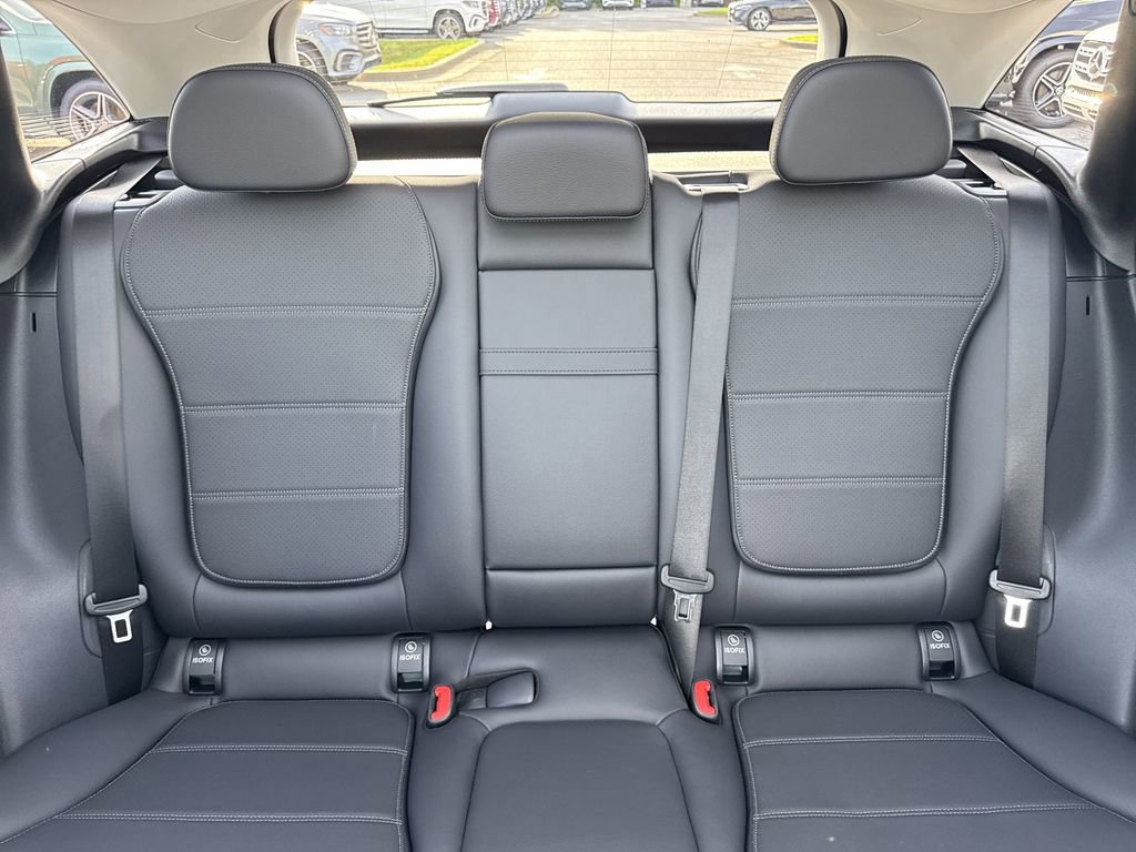 New 2025 Mercedes-Benz GLC 350e 4MATIC image 31