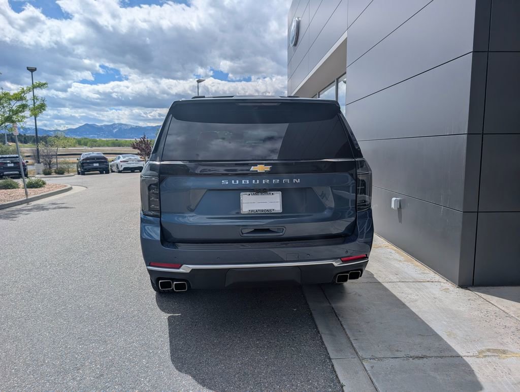 Used 2026 Chevrolet Suburban High Country w/ Sun And Tow Package AWD/4WD image 4