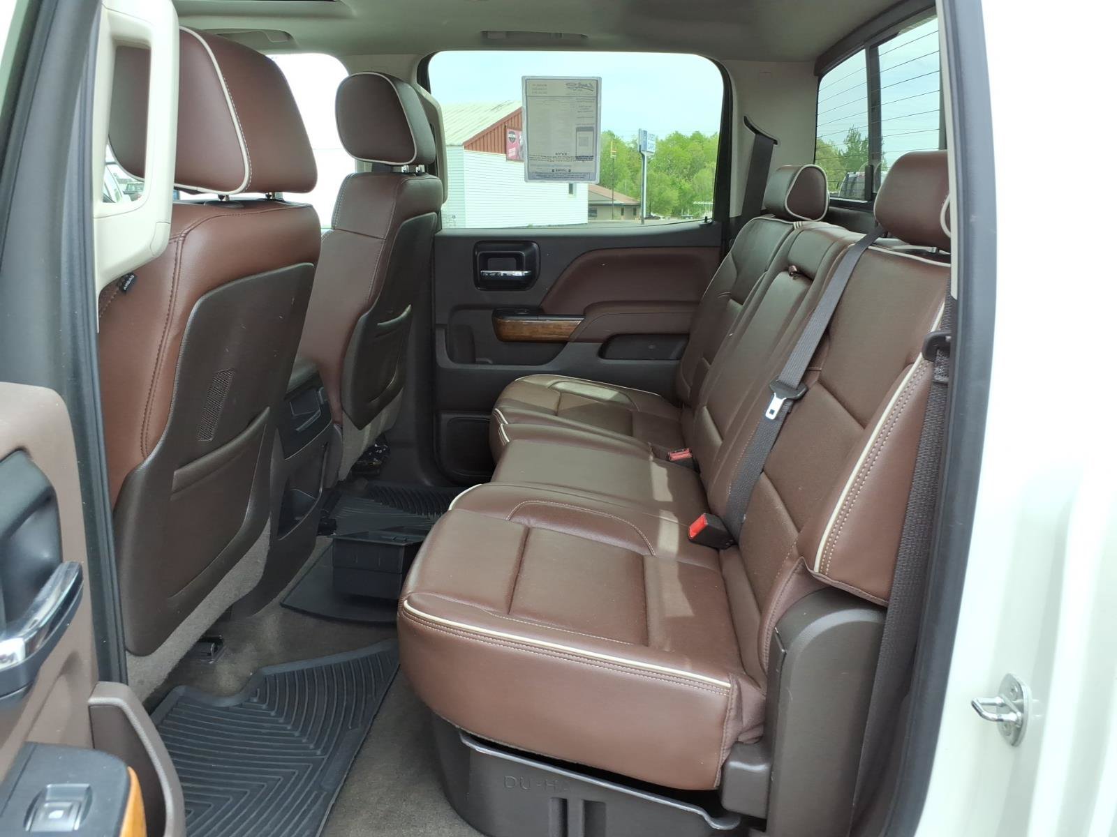 Used 2014 Chevrolet Silverado 1500 High Country w/ High Country Premium Package AWD/4WD image 14